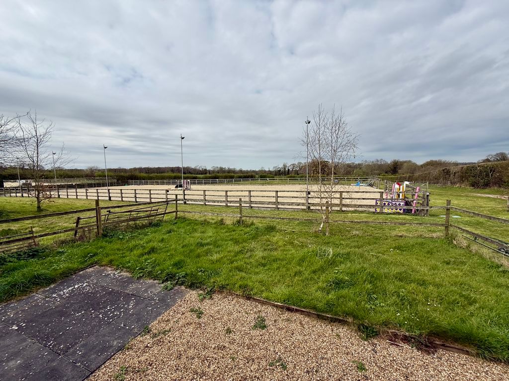 Property photo 3 of 12 Photo 3