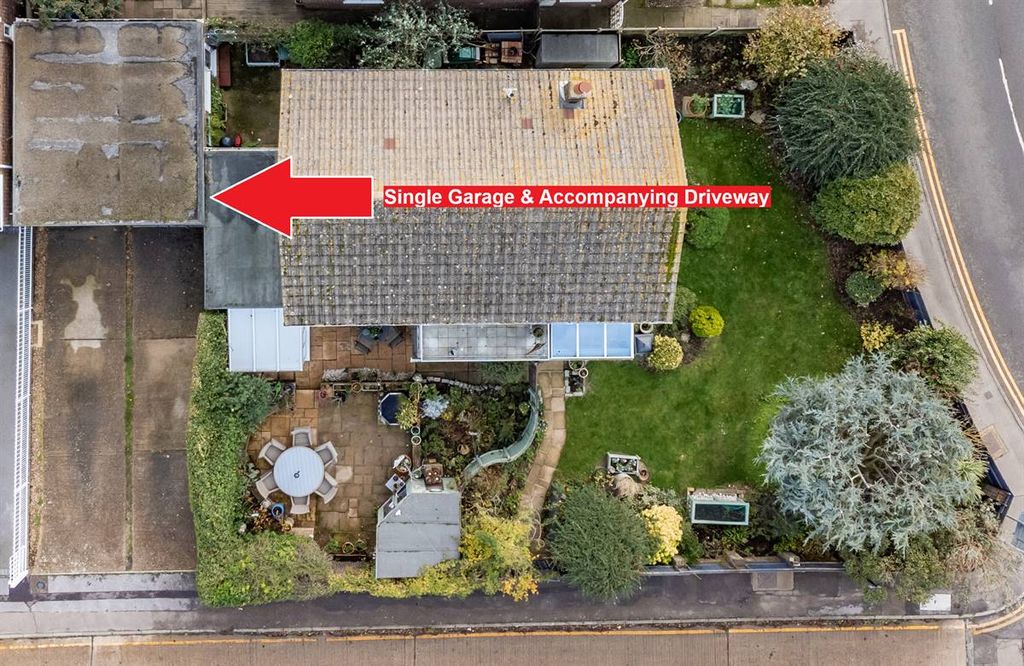 Property photo 3 of 36