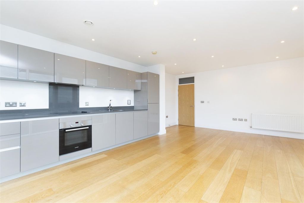 Property photo 3 of 10 801 Grenfell Court- 4.Jpg