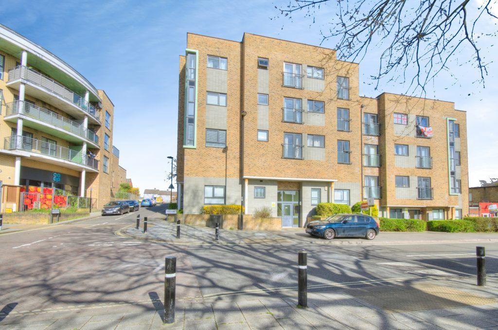 Property photo 1 of 8