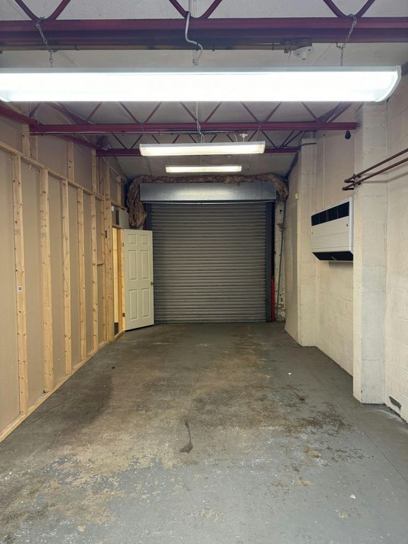 Property photo 3 of 4 Warehouse.Jpg