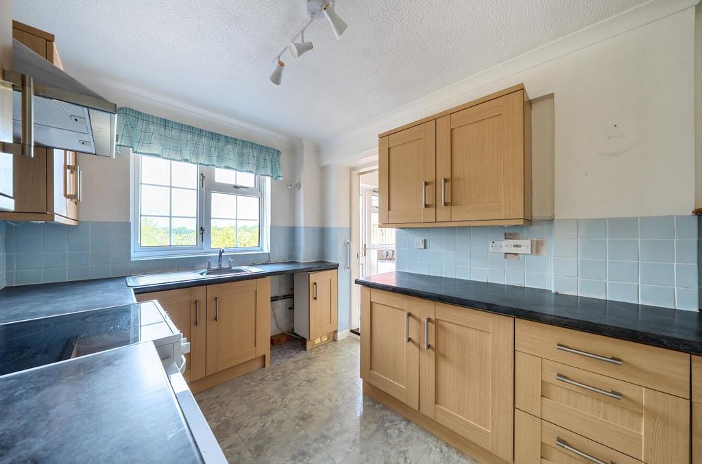 Property photo 3 of 25 1340256-21-68A5Ac4A70Ca1.Jpg