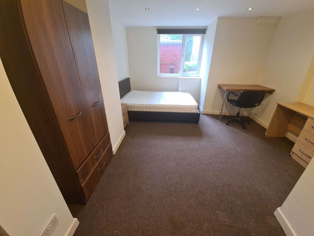 Property photo 1 of 21 A Neat And Well-Maintained Single Bedroom Featurin...