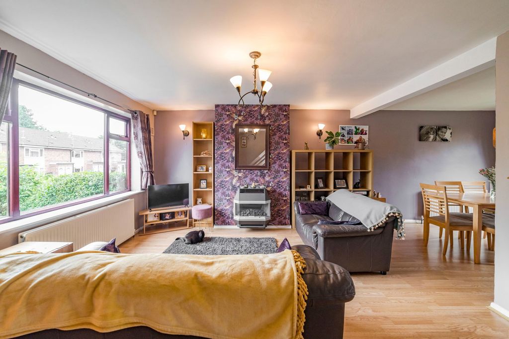 Property photo 3 of 22