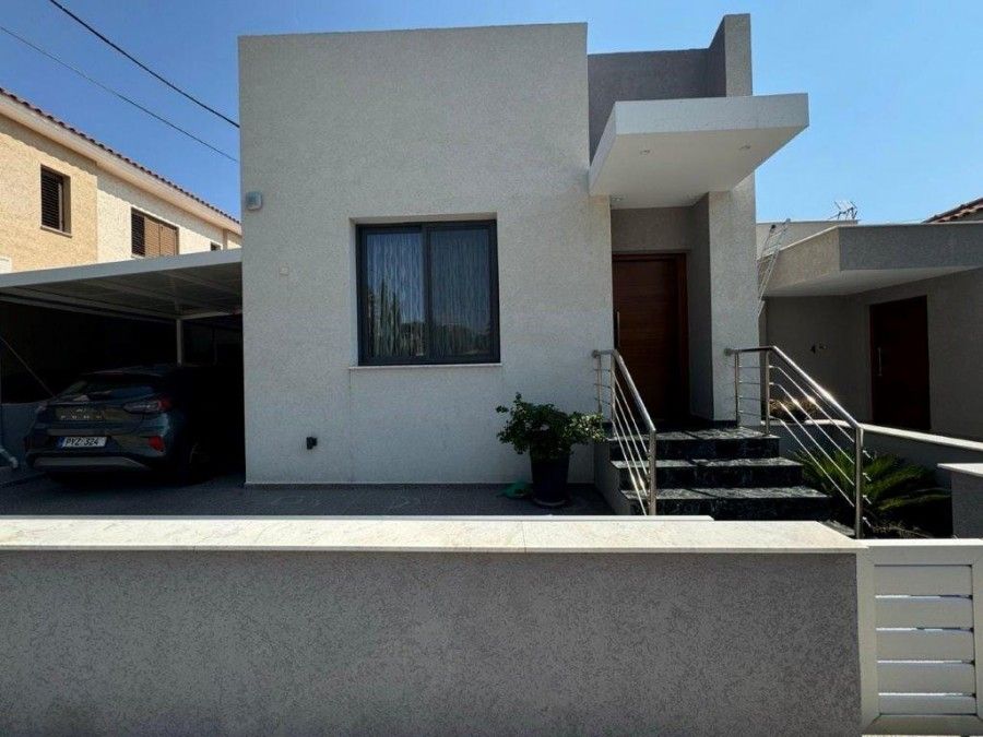 Property photo 1 of 14