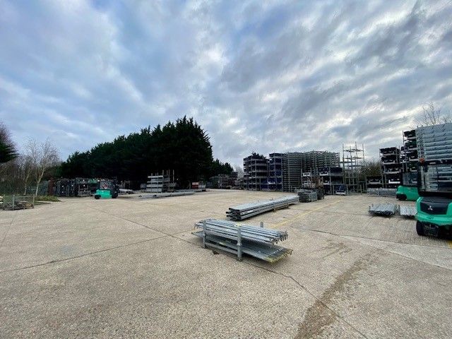 Property photo 1 of 16 Photo 24