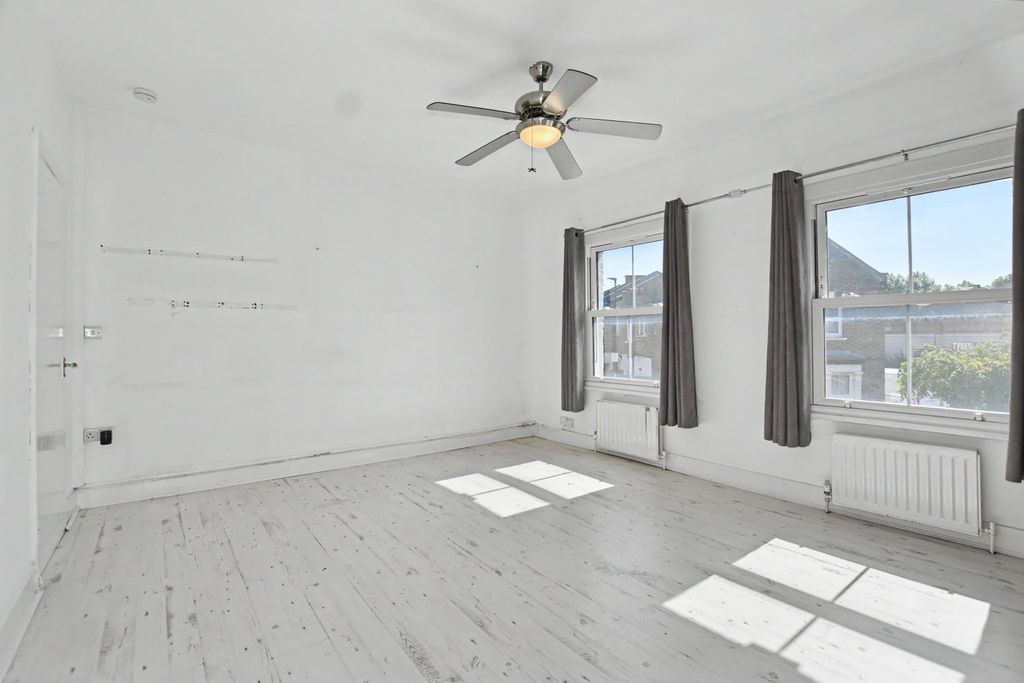 Property photo 2 of 14 Flat B, 130 Poplar Road, Herne Hill, London, Se24 0Bp