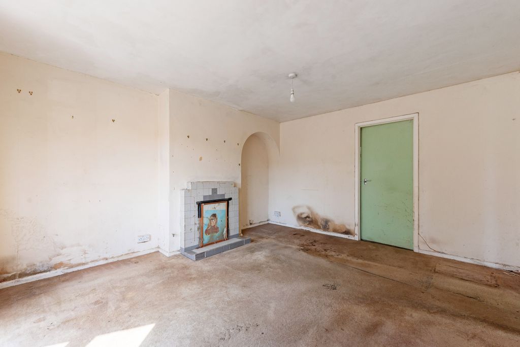 Property photo 3 of 20 Ph19_6744206