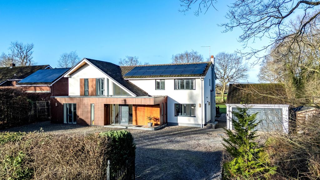 Property photo 2 of 24 Image