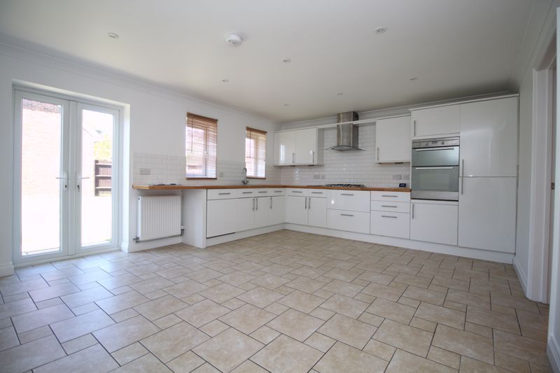 Property photo 2 of 17 Kitchen/Diner