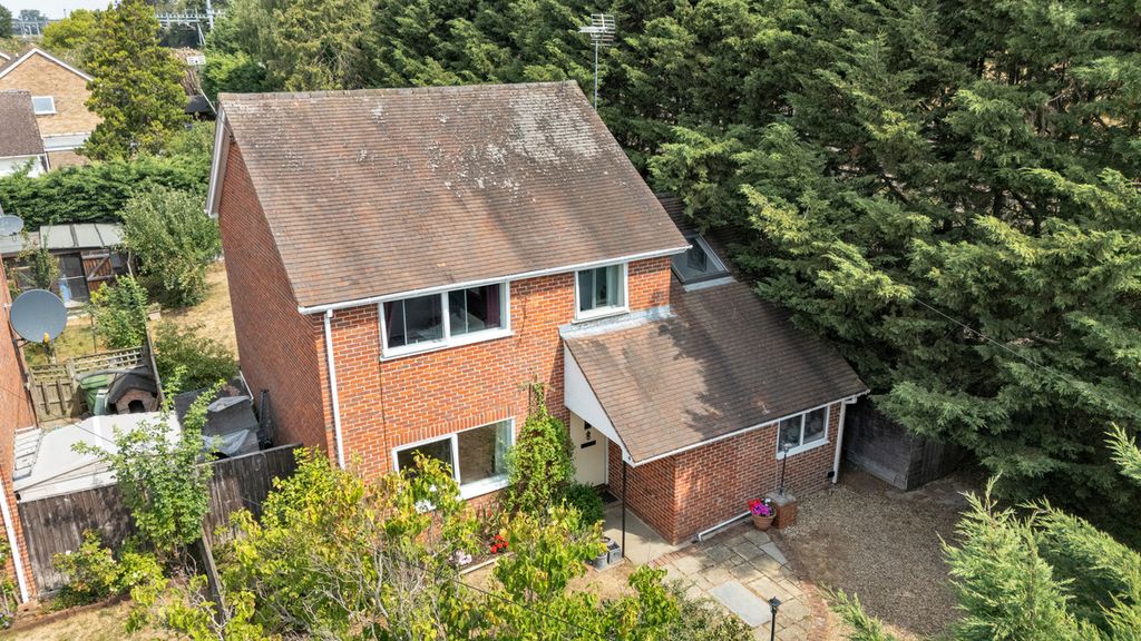Property photo 2 of 21
