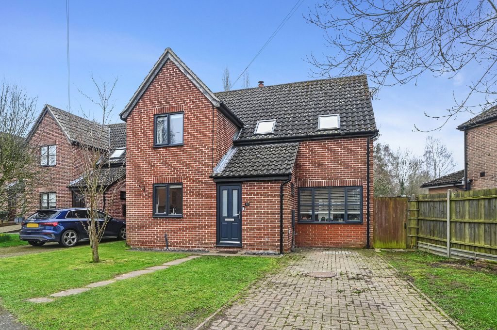 Property photo 1 of 18