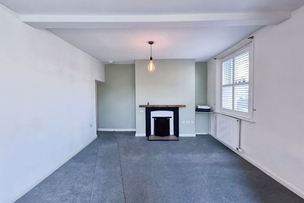 Property photo 2 of 8 Living/Dining Room
