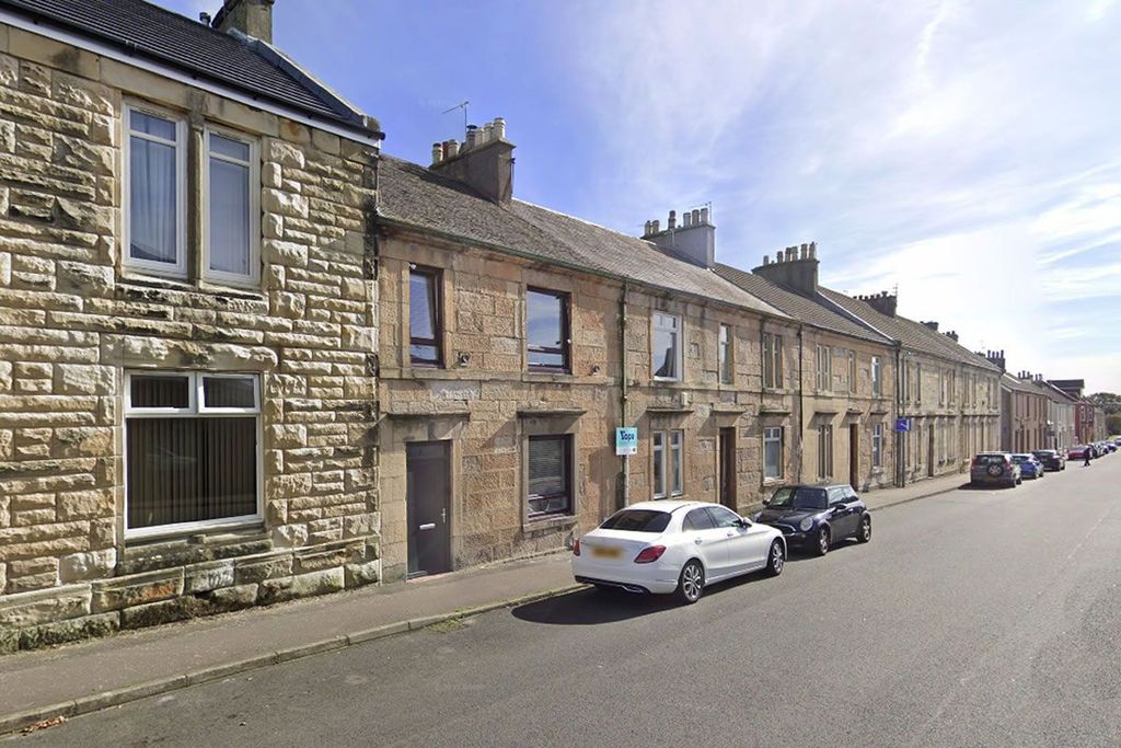Property photo 1 of 7