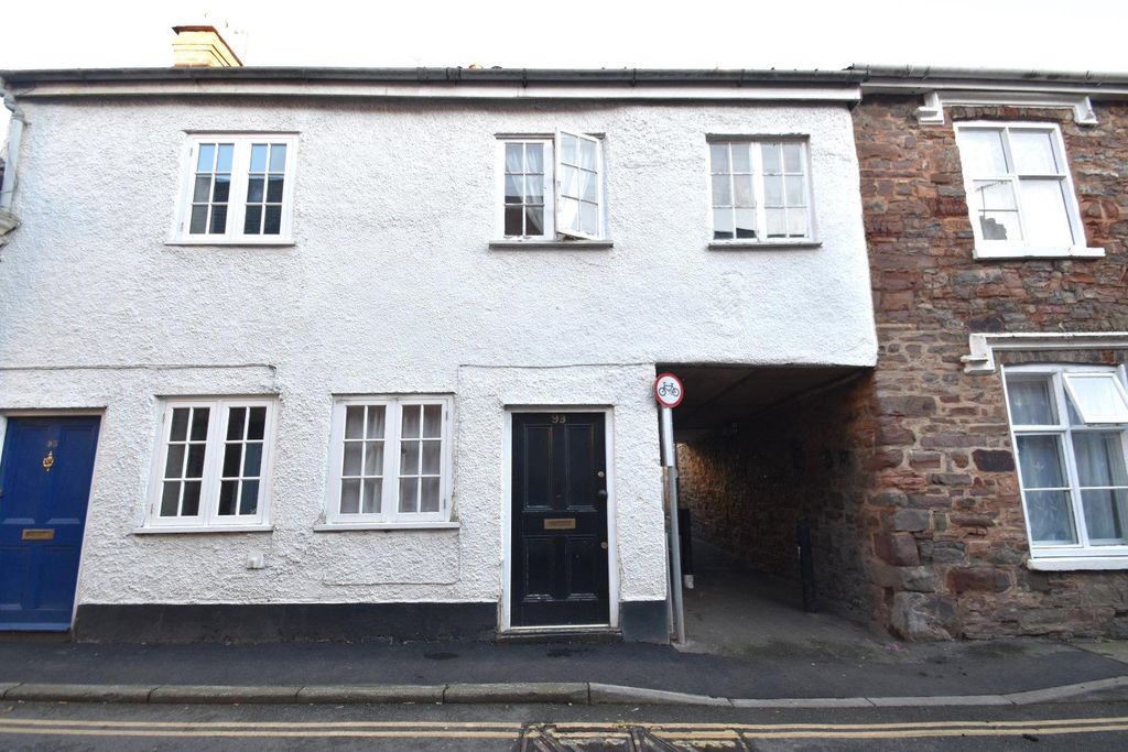 Property photo 1 of 9 Tiverton Seddons