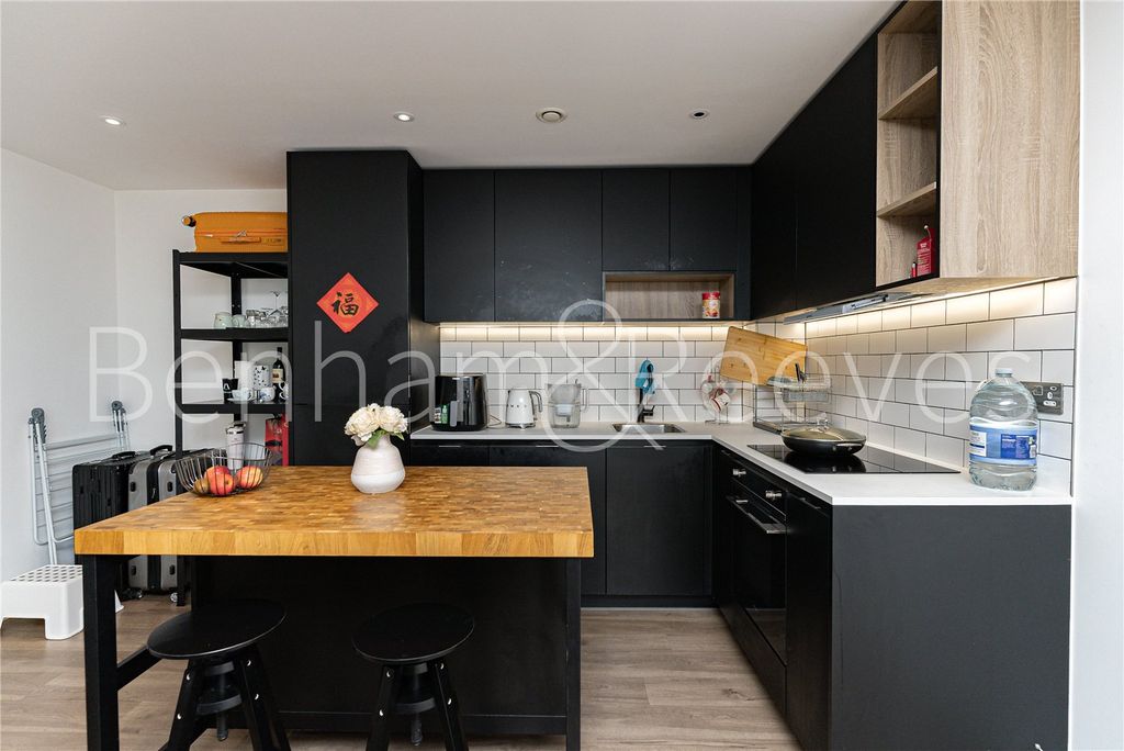 Property photo 2 of 5 Picture No. 07