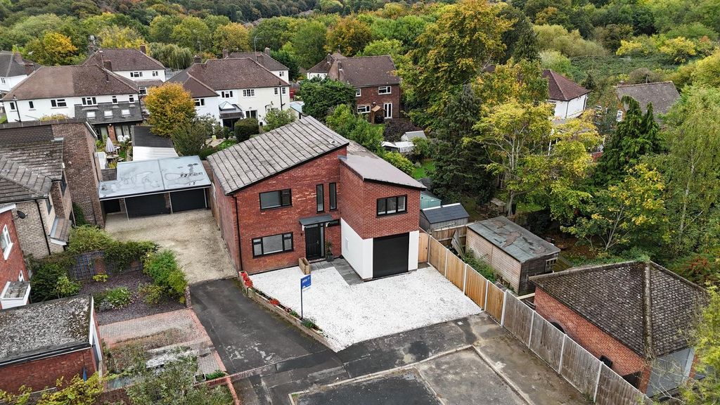 Property photo 1 of 22