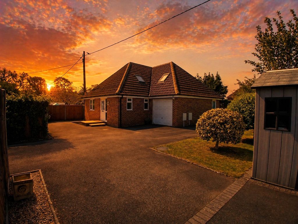 Property photo 1 of 21 Picture No. 32