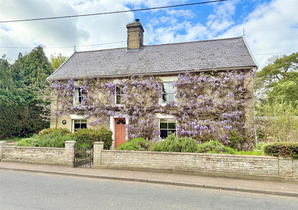 Property photo 1 of 30