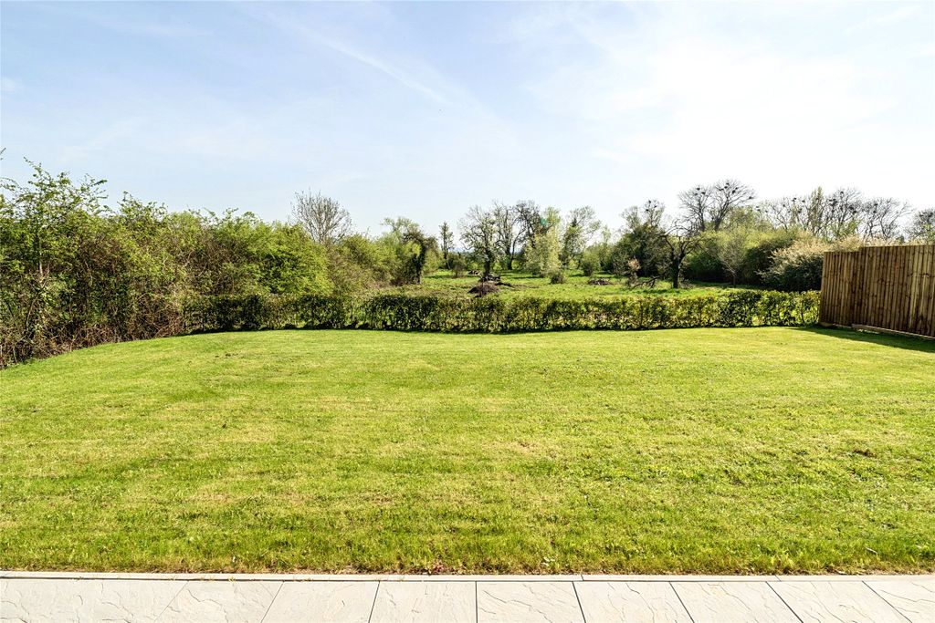 Property photo 3 of 19 Picture No. 20
