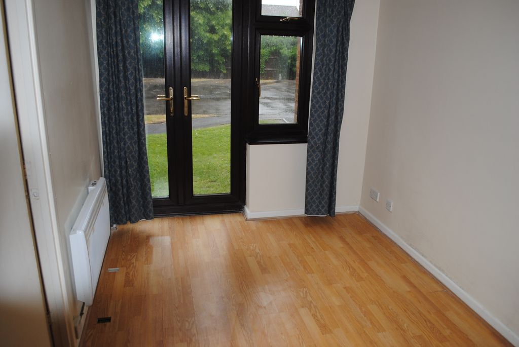 Property photo 3 of 4