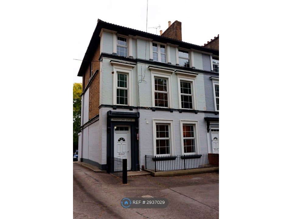 Property photo 2 of 6 Frontage