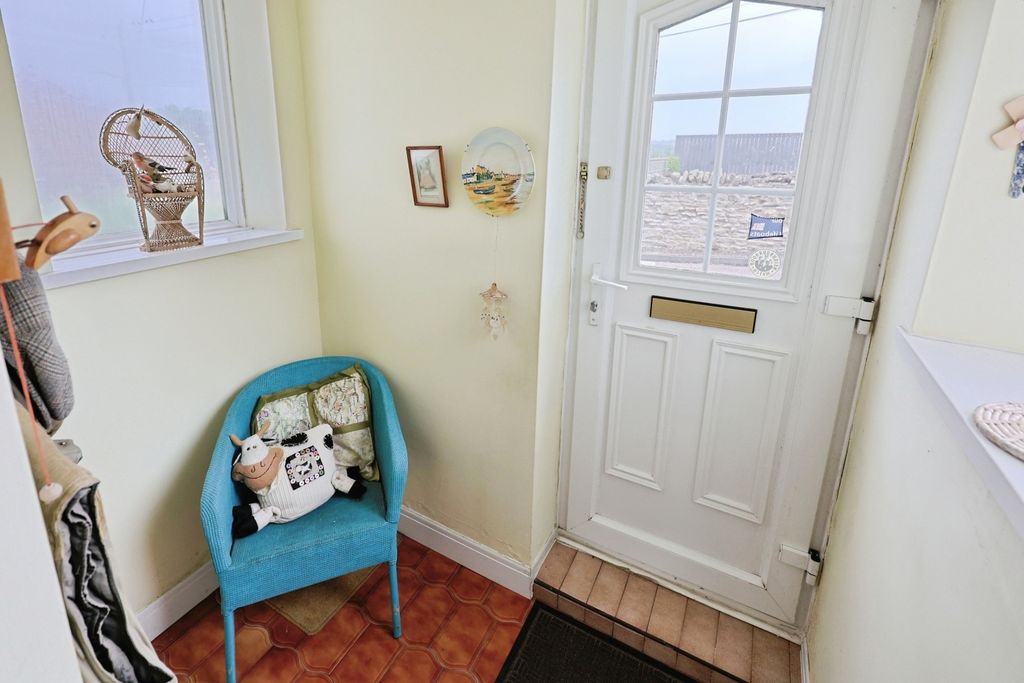 Property photo 2 of 19 Pbox-Img.Jpg
