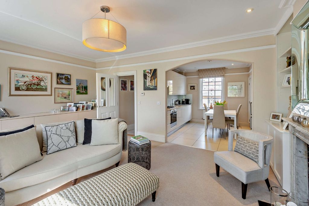 Property photo 2 of 17 Picture No. 37