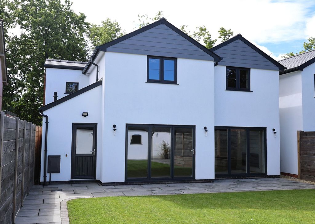 Property photo 1 of 29 Picture No. 69