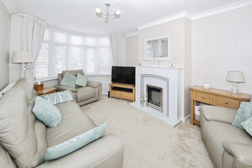Property photo 2 of 18 Pbox-Img.Jpg