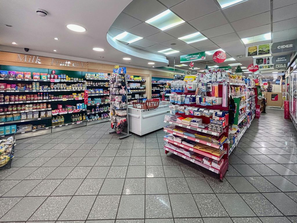 Property photo 2 of 5 1.Jpg