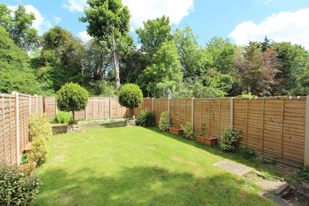 Property photo 2 of 12 Img_4317A