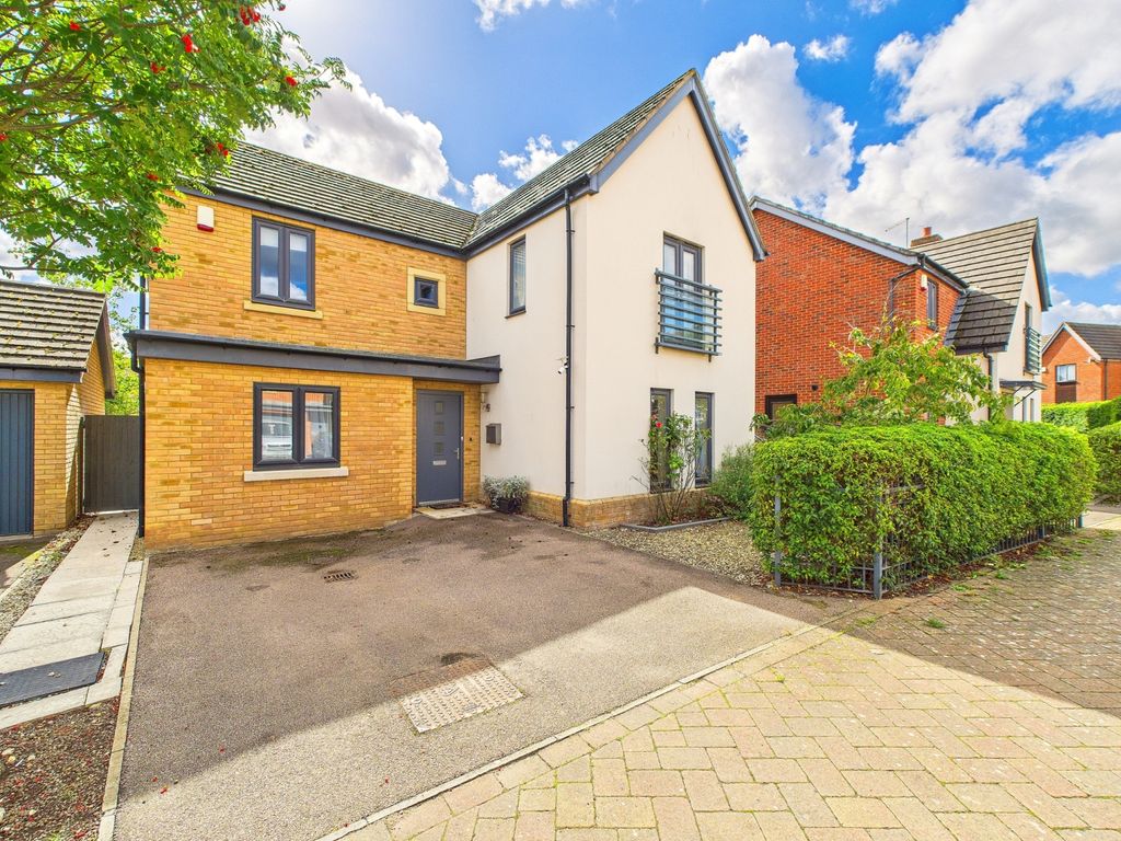 Property photo 1 of 10 Cam01909G0-Pr0392-Still003