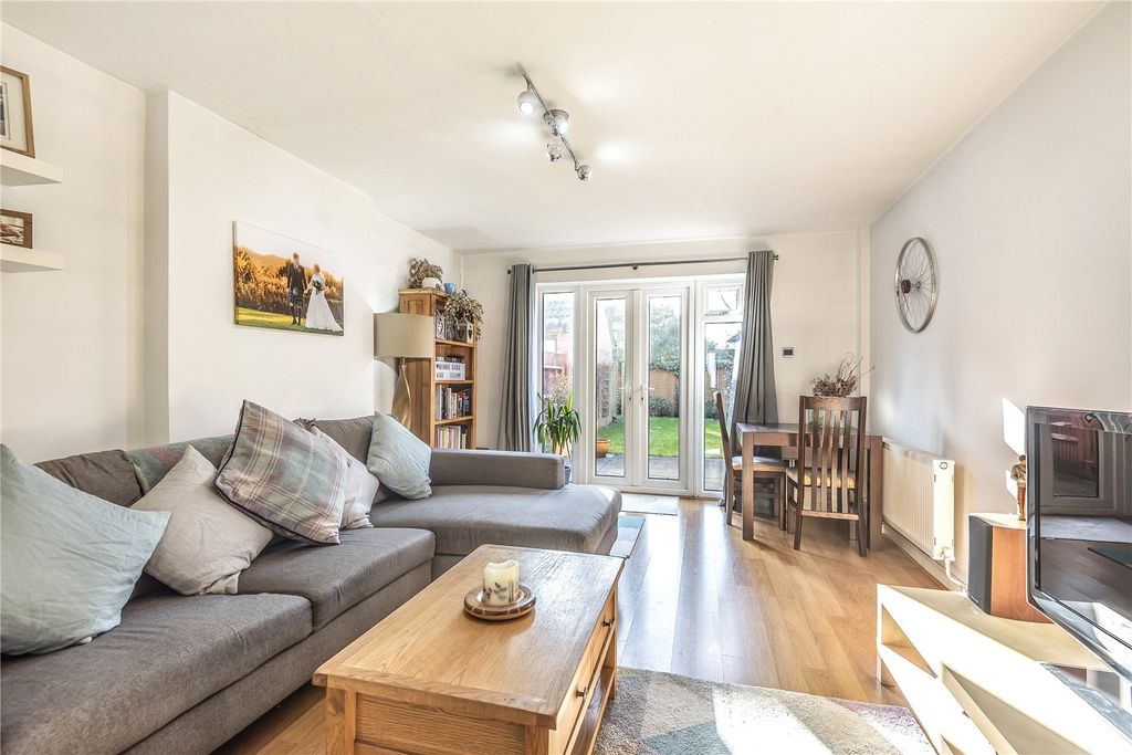 Property photo 2 of 10 2