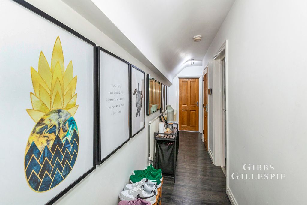 Property photo 2 of 11 Pbox-Img.Jpg