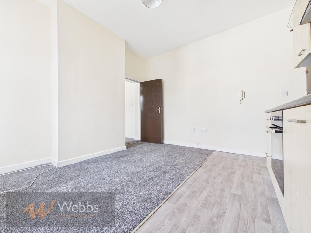 Property photo 3 of 7 Cam05244G0-Pr0277-Still004.Jpg