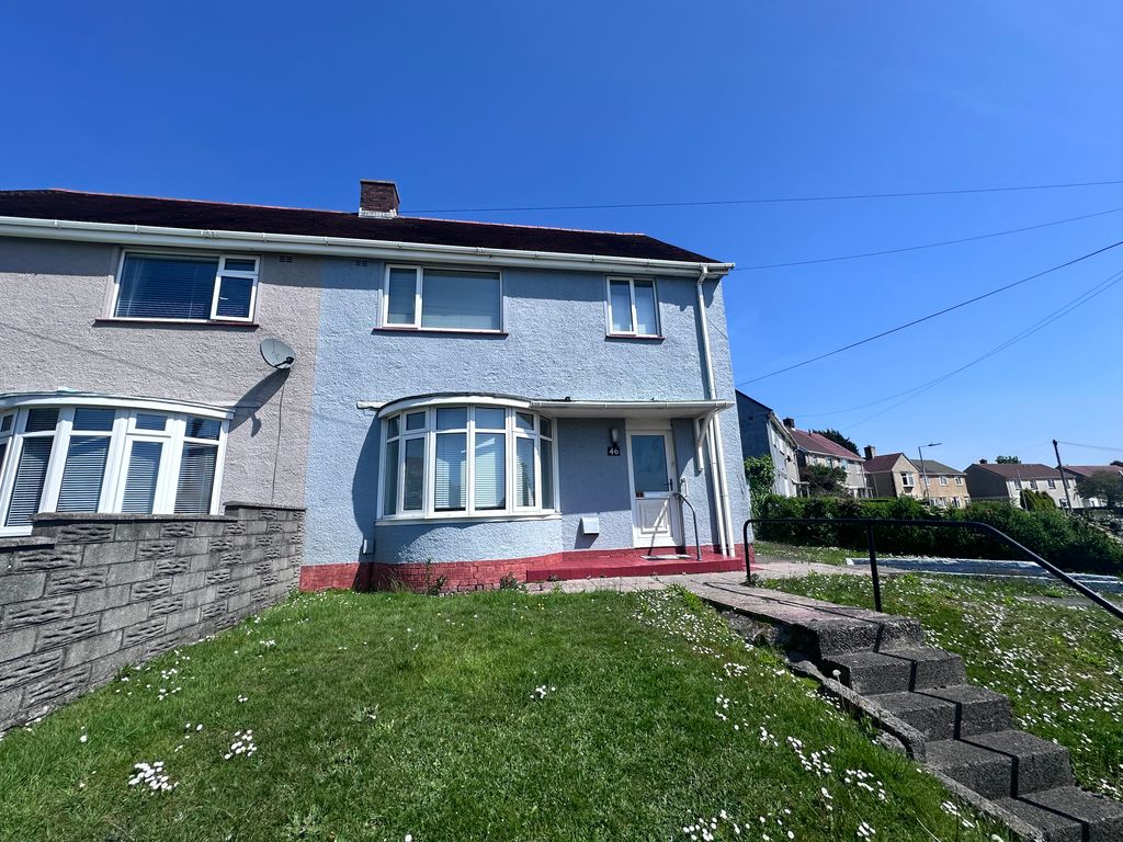 Property photo 1 of 11