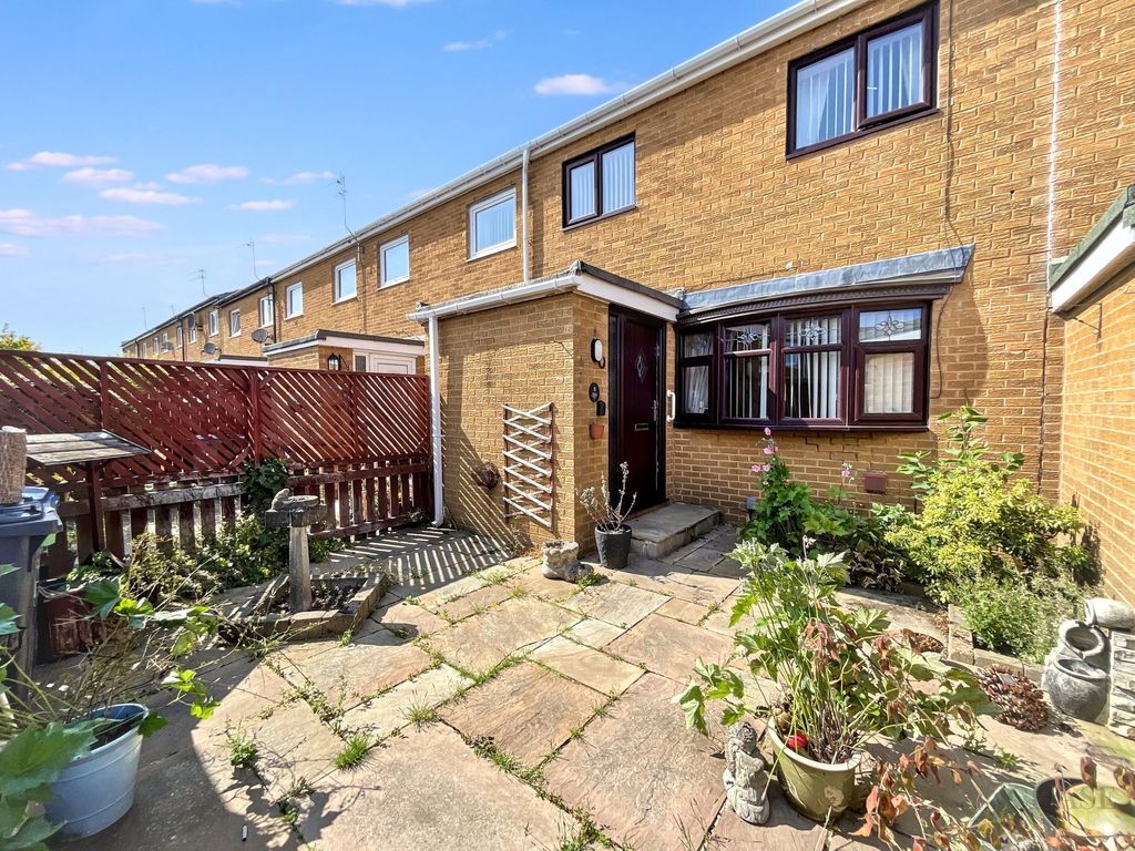 Property photo 3 of 17