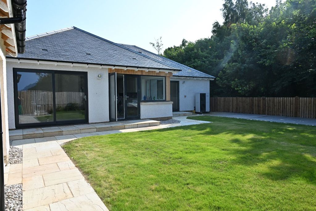Property photo 2 of 41 Rear View