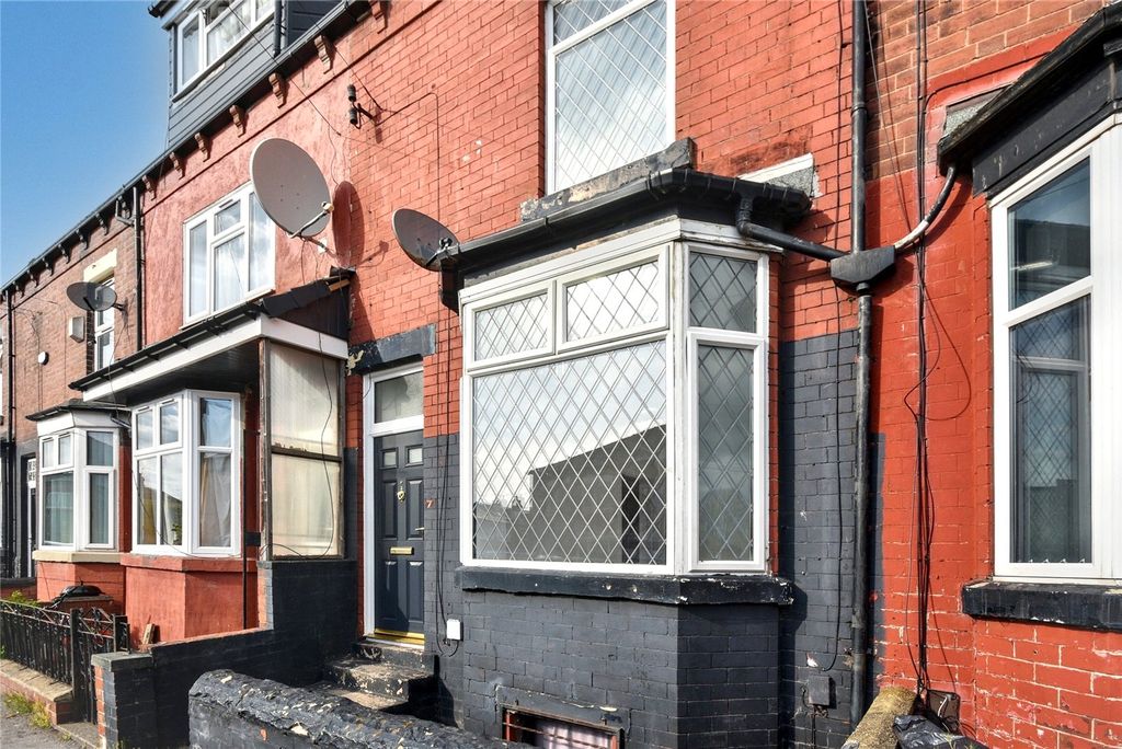 Property photo 1 of 15 Picture No. 02