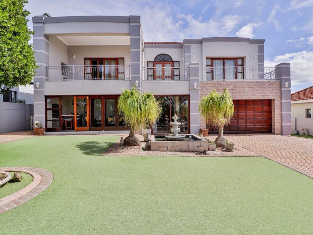 Property photo 3 of 55