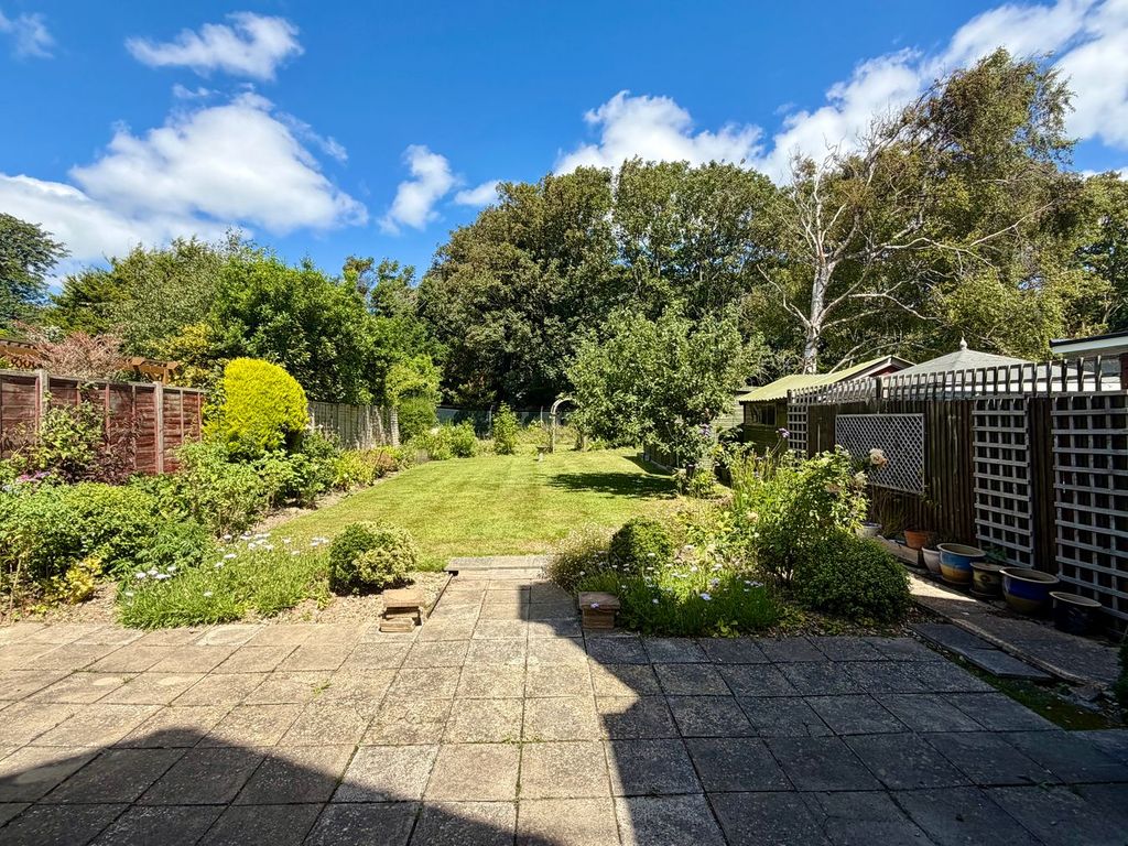 Property photo 2 of 21