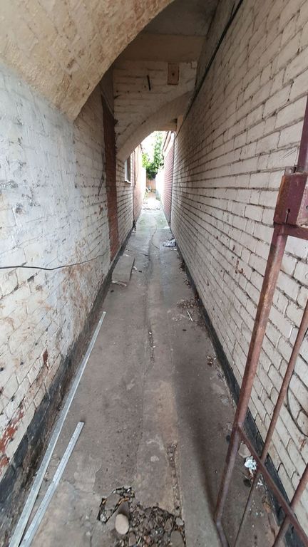Property photo 3 of 21