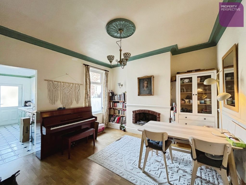 Property photo 3 of 15 Dining Room