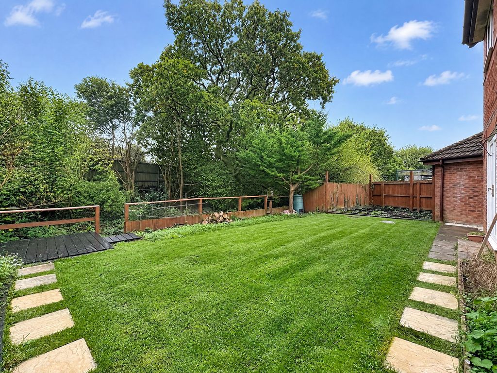 Property photo 3 of 17