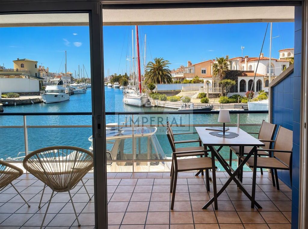 Property photo 1 of 35 Duplex With Spectacular Views Of The Canal