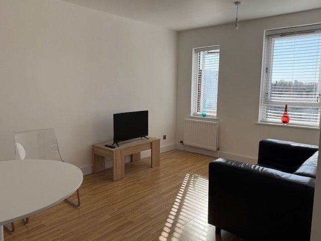 Property photo 3 of 7