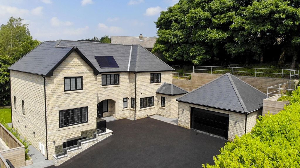 Property photo 1 of 58 External