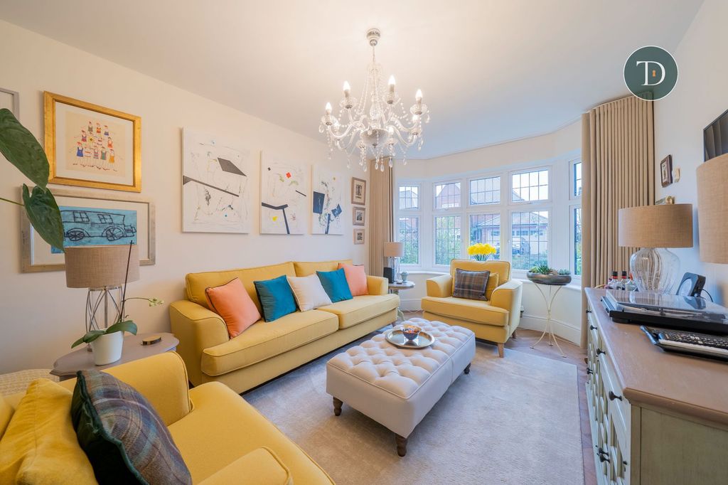 Property photo 2 of 37