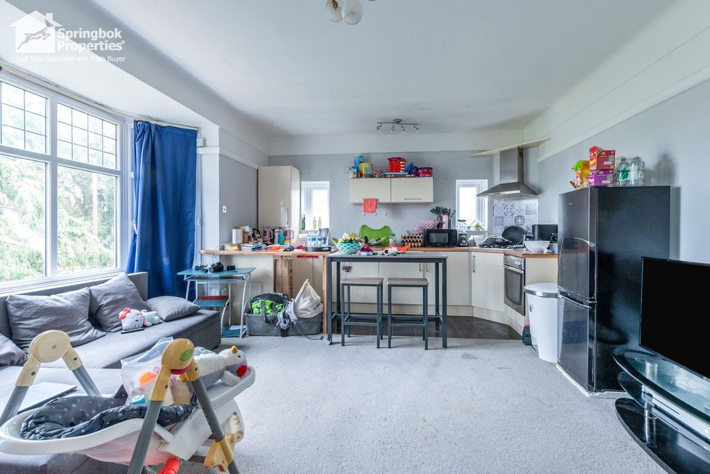 Property photo 2 of 9 Image 1